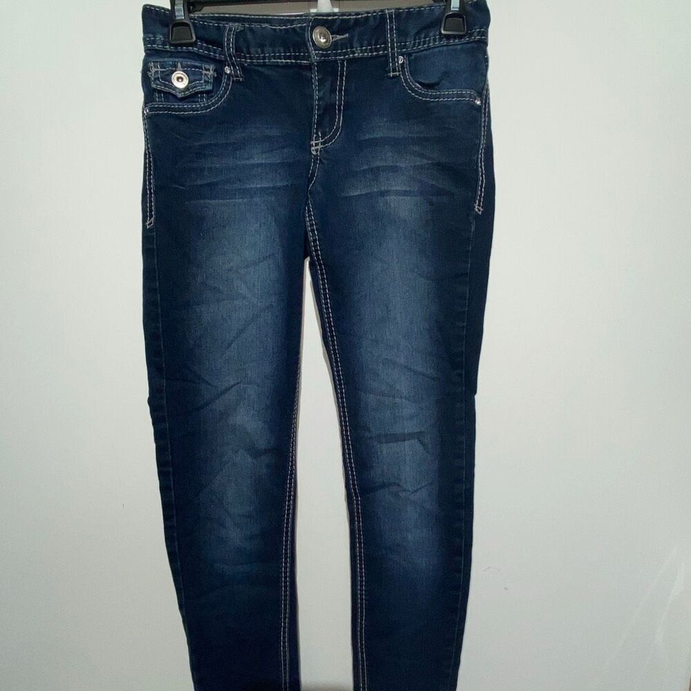 Maurices Women's Blue Whiskering Faded Embellished‎ Skinny Jeans Size XS